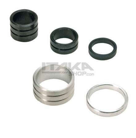 STUB AXLE SPACER